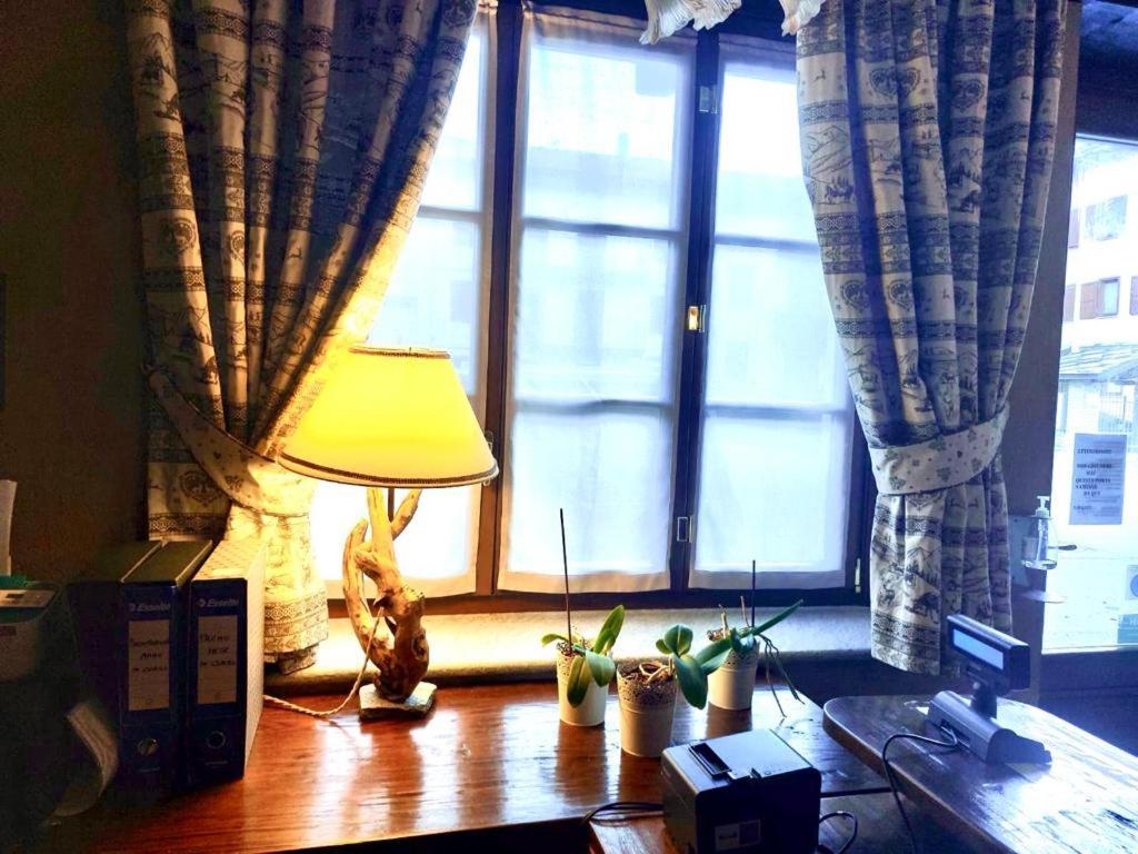 أولكس Residence Du Commerce المظهر الخارجي الصورة